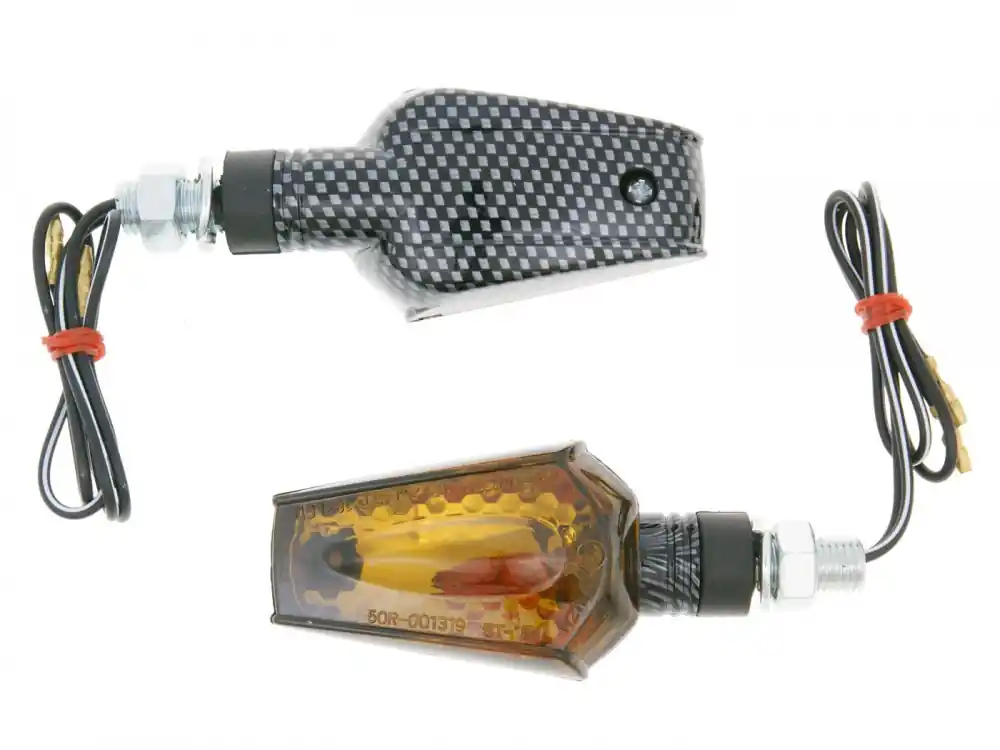 Blinker Set M10 Carbon-Look Beamer getönt, kurz Jetzt Bestellen