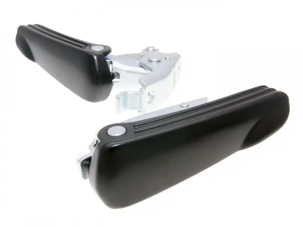 Schneller Versand Fußrasten Satz schwarz für Vespa GT, GTS 125-300ccm